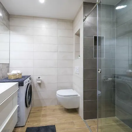 Onesta * 斯普利特